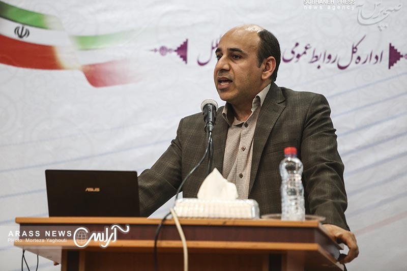 مفاهیم و ارزش‌های انقلاب به نسل‌های دهه ۷۰ و ۸۰ منتقل شود