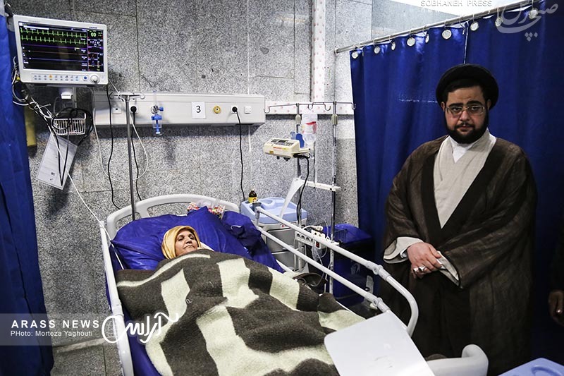 گزارش تصویری / بازدید حجت الاسلام والمسلمین سید محمد جواد جزایری ، مدیر دفتر مجمع جهانی اهل بیت در خوزستان از بیمارستان امام خمینی اهواز