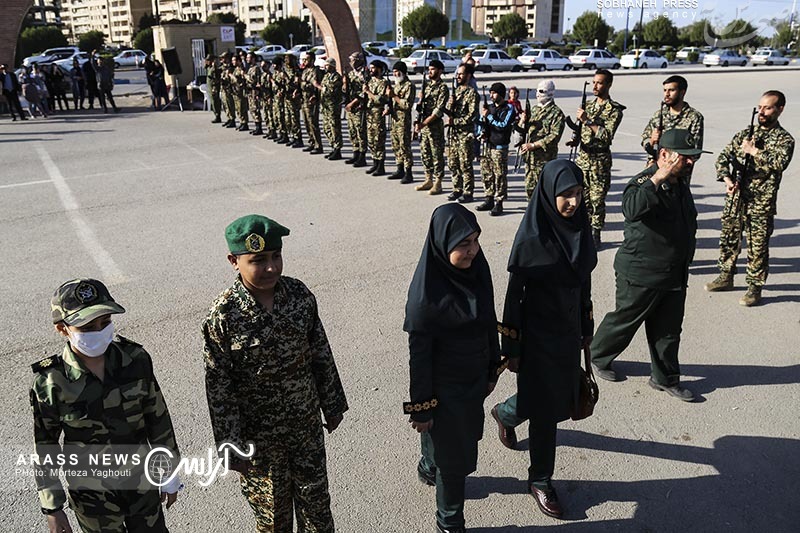 گزارش تصویری /  آرزوی نابود کردن داعش به دست پنچ کودک مبتلا به سرطان