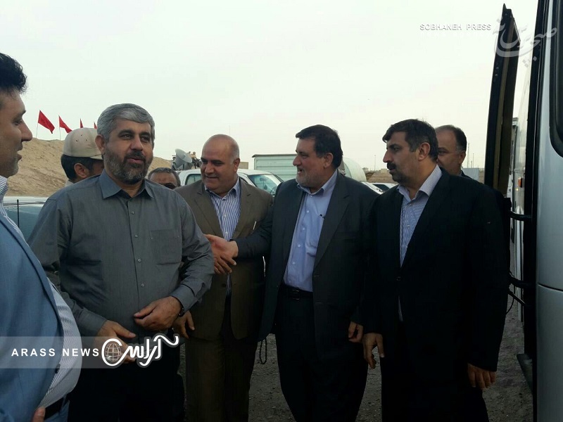 رئیس سازمان مدیریت بحران کشور با پای پیاده از پارکینگ تا یادمان شهدای شلمچه را پیموده است +تصاویر