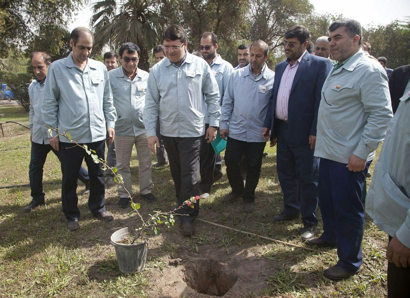 آیین درختکاری در شرکت فولاد خوزستان