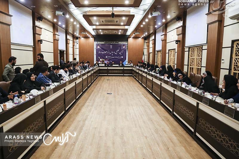گزارش تصویری / آیین تقدیر از خبرنگاران با حضور استاندار خوزستان در آستانه عید نوروز ۹۷ به روایت تصویر