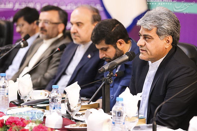 گزارش تصویری / نشست مشترک روسای فدراسیون های ورزشی با وزیر ورزش و جوانان