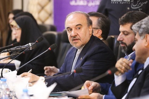 هفته ای نیست که مباحث و مسائل خوزستان  در دولت مطرح نشود/ باید نگاه ویژه، همه جانبه و جامعی را به ورزش خوزستان داشته باشیم