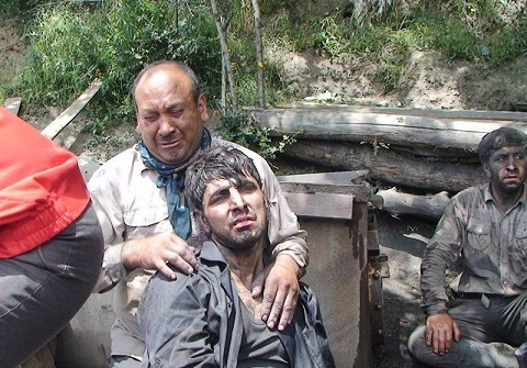 ۵۰ کارگر در عمق ۱۸۰۰ متری محبوس هستند/امدادگران به عمق ۸۰۰ متری رسیده‌اند/تعداد حادثه‌دیدگان ۶۷ نفر+اسامی مصدومان و عکس