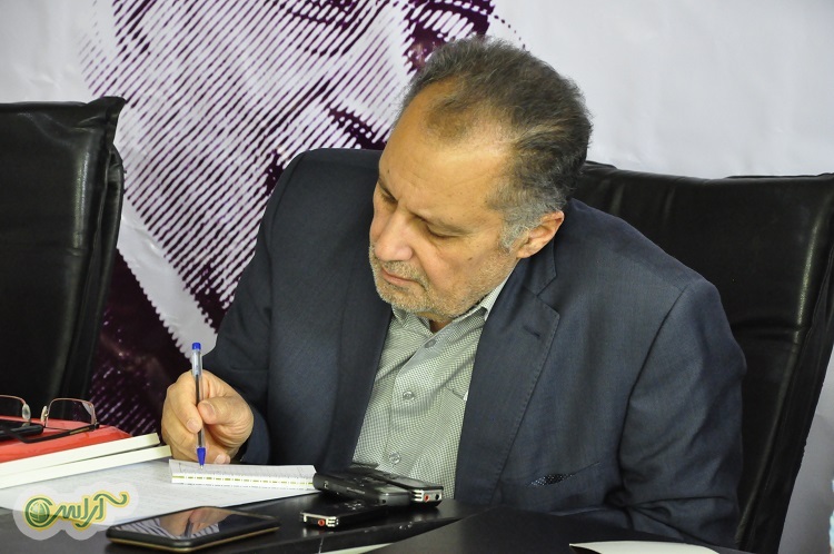 گزارش تصویری/ نشست خبری دکترحمید کهرام رییس ستاد انتخاباتی دکتر روحانی در خوزستان