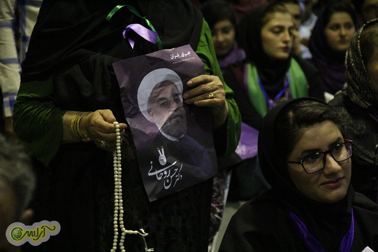 فاطمه هاشمی رفسنجانی در جمع جوانان حامی روحانی: دولت بعدی روحانی ؛دوران پایان مشکلات خوزستان  خواهد بود