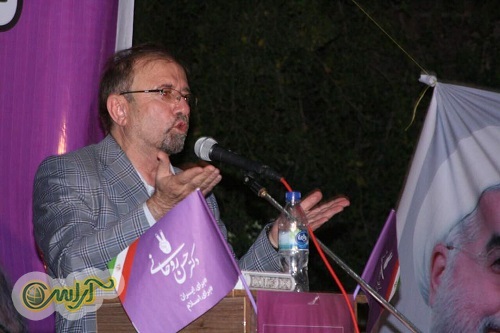 اجتماع بزرگ حامیان روحانی با حضور دکترقبادیان معاون وزیرصنعت و دکتر سلحشور نماینده مردم تهران درمجلس، فرزندان توانمند خوزستان در مسجدسلیمان برگذار شد.