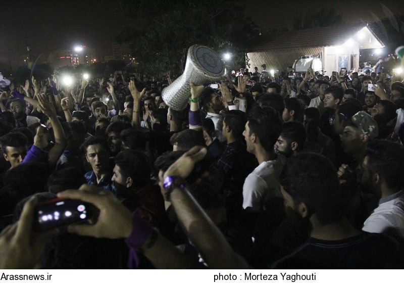 گزارش تصویری/شادی خودجوش شهروندان اهوازی پس از پیروزی دکتر حسن روحانی درانتخابات ریاست جمهوری