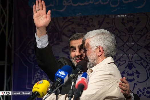 در جمع هواداران‌ رئیسی چه‌ می‌گذرد؟/از تهدید روحانی تا دارهای اعدام+تصاویر