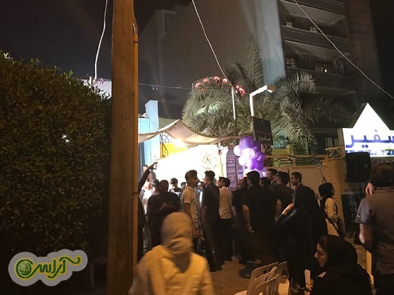 صادق زيباكلام: آقاي رييسي بگويد بودجه ٥٠٠ هزار ميليارد توماني براي ايجاد ٥ ميليون شغل را از كجا مي آورد/ احمدي نژاد رد صلاحيت شد اما خطر احمدي نژاديسم همچنان در كمين ماست/ روحاني براي رفع حصر و آزادي هاي مدني در دولت بعديش تلاش كند
