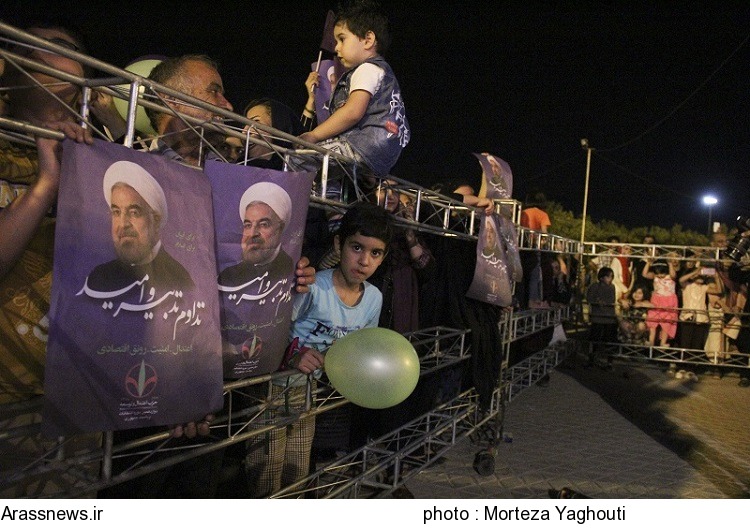 گزارش تصویری/ جشن بزرگ پیروزی دکتر روحانی رییس جمهور منتخب در اهواز