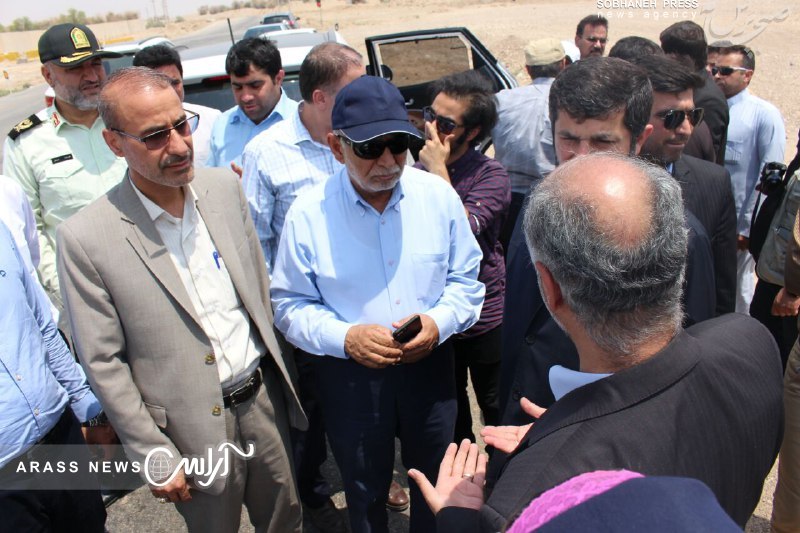 بازدید استاندار خوزستان از جاده های دسترسی پایانه مرزی چذابه