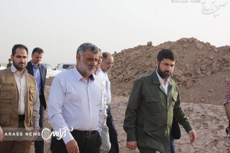 گزارش تصویری / بازدید وزیر جهاد کشاورزی و استاندار خوزستان از طرح مبارزه با کانون های ریزگرد در خوزستان