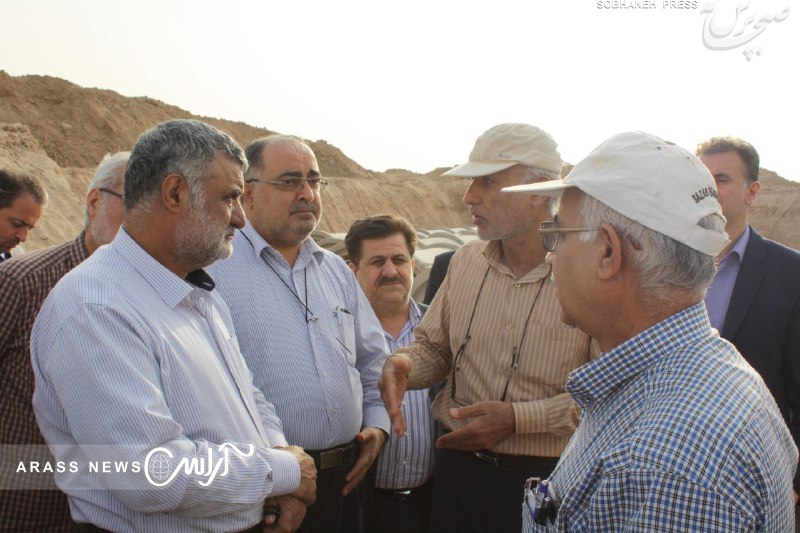 گزارش تصویری / بازدید وزیر جهاد کشاورزی و استاندار خوزستان از طرح مبارزه با کانون های ریزگرد در خوزستان