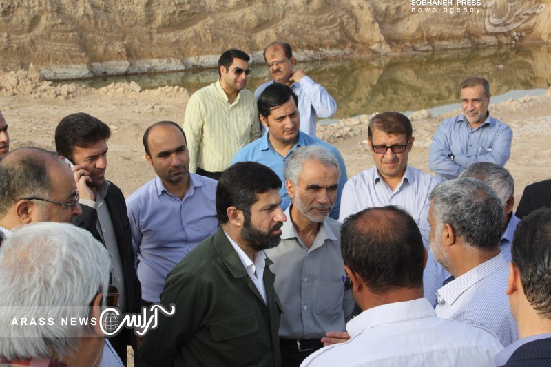 گزارش تصویری آراس/ بازدید وزیر جهاد کشاورزی و استاندار خوزستان از طرح مبارزه با کانون های ریزگرد در خوزستان