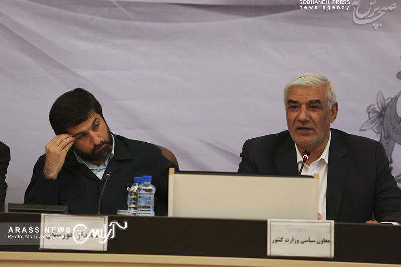 گزارش تصويري/ نشست مشترک احزاب و گروه های سیاسی خوزستان با معاون وزیر کشور