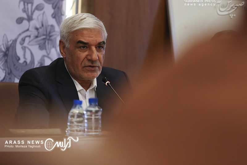 گزارش تصويري/ نشست مشترک احزاب و گروه های سیاسی خوزستان با معاون وزیر کشور
