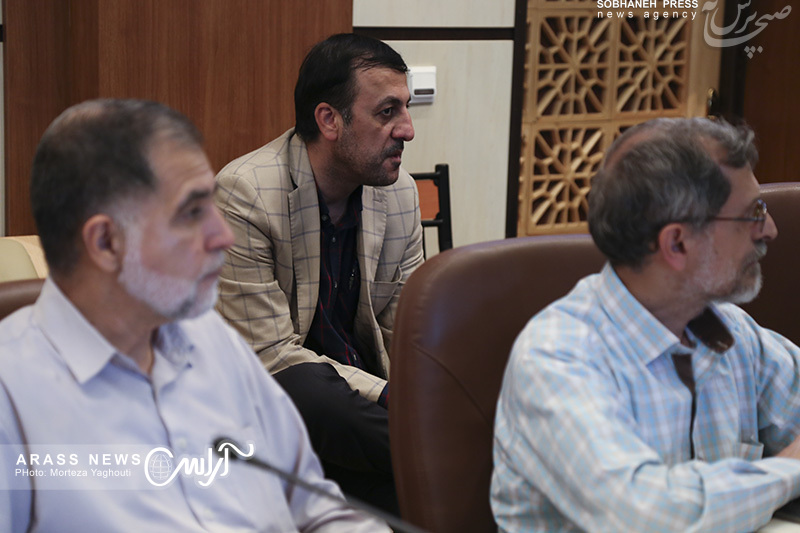 گزارش تصويري/ نشست مشترک احزاب و گروه های سیاسی خوزستان با معاون وزیر کشور