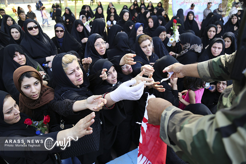 گزارش تصویری/ مراسم تشییع و تدفین دو شهید گمنام همزمان با شهادت امام جعفر صادق (ع) در اهواز
