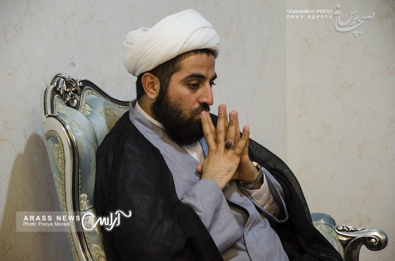 گزارش تصویری/ دیدار استاندار خوزستان با کاروان خادمین امام رضا(ع) در استانداری خوزستان