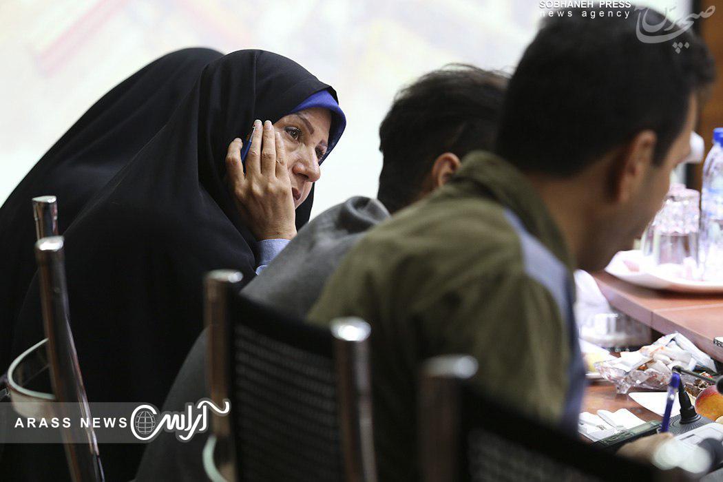 گزارش تصویری / نشست استاندار خوزستان با  مدیرعامل و هیات مدیره فولاد اکسین خوزستان