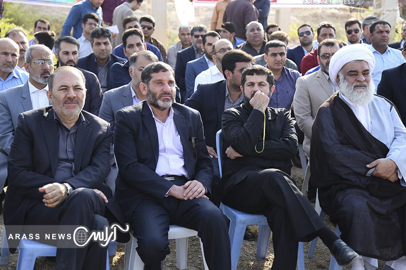 گزارش تصویری/ مراسم کلنگ زنی ایستگاه برق گتوند توسط استاندار خوزستان و شرکت در مراسم تشییع شهید مدافع حرم گتوند ( شهید محمد تاجبخش )