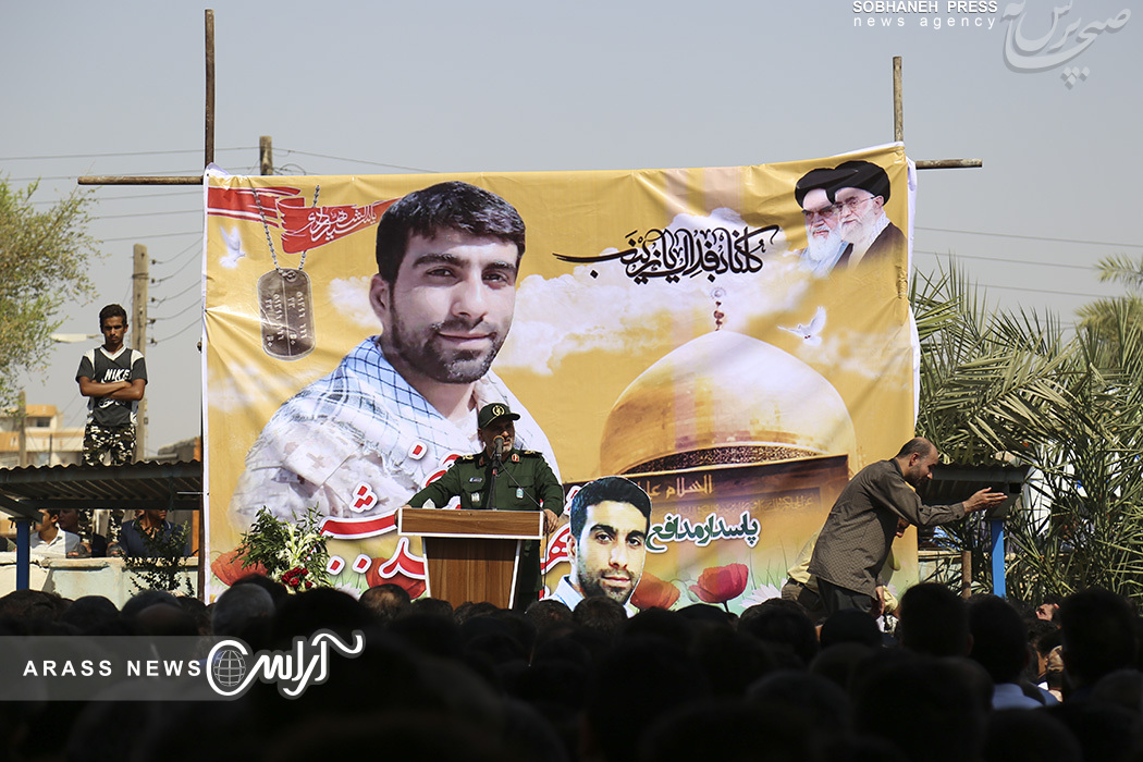 گزارش تصویری/ مراسم کلنگ زنی ایستگاه برق گتوند توسط استاندار خوزستان و شرکت در مراسم تشییع شهید مدافع حرم گتوند ( شهید محمد تاجبخش )