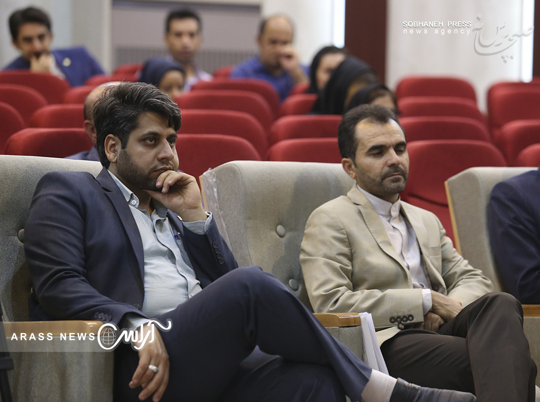 گزارش تصويري/ نشست خبري مشترك  مديرعامل شهرك هاي صنعتي  و مديركل صنعت، معدن و تجارت استان خوزستان