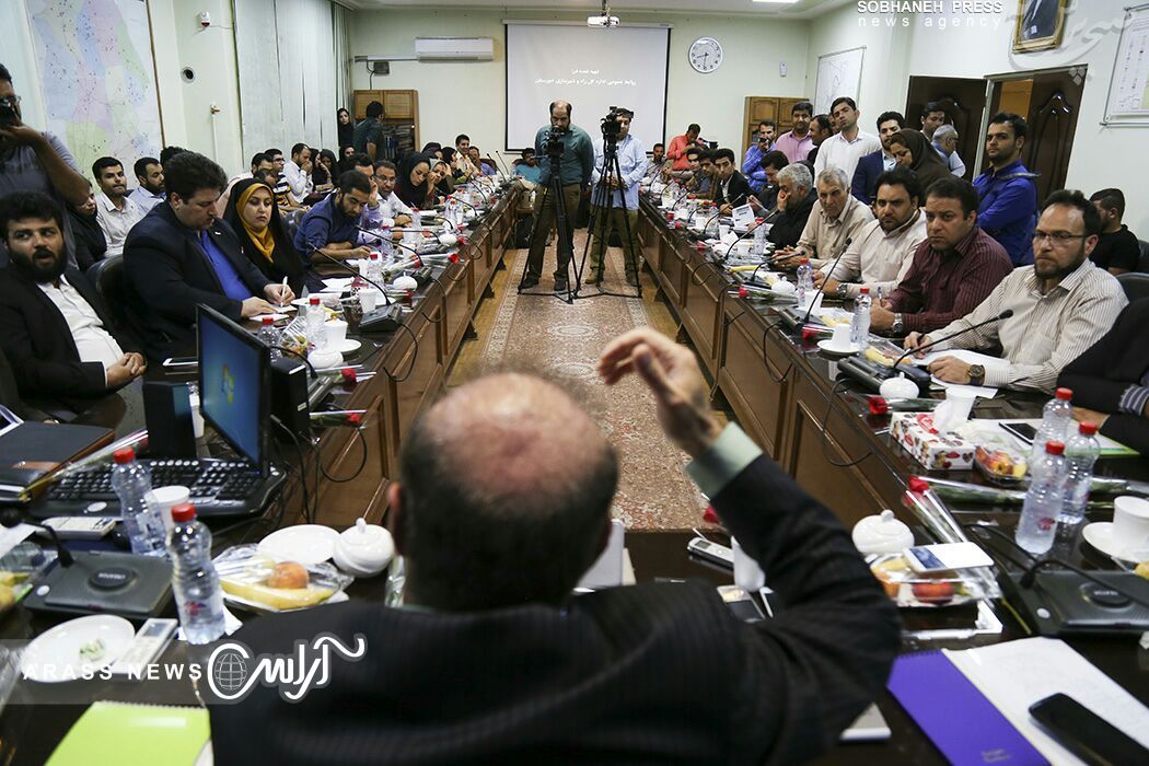گزارش تصویری/ نشست خبری مدیرکل راه و شهرسازی استان خوزستان با اصحاب رسانه