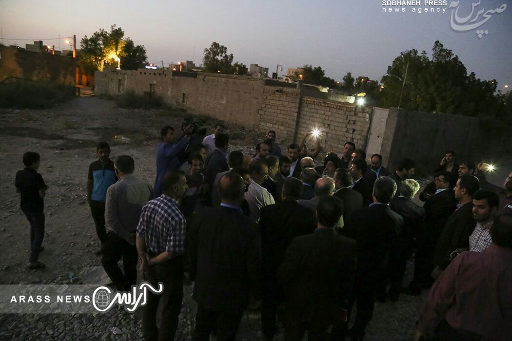 حاشیه های تصویری بازدید استاندار خوزستان ، شهردار کلانشهر اهواز و مدیران کل دستگاه های خدمات رسان از خیابان انوشه و منطقه لشکرآباد اهواز