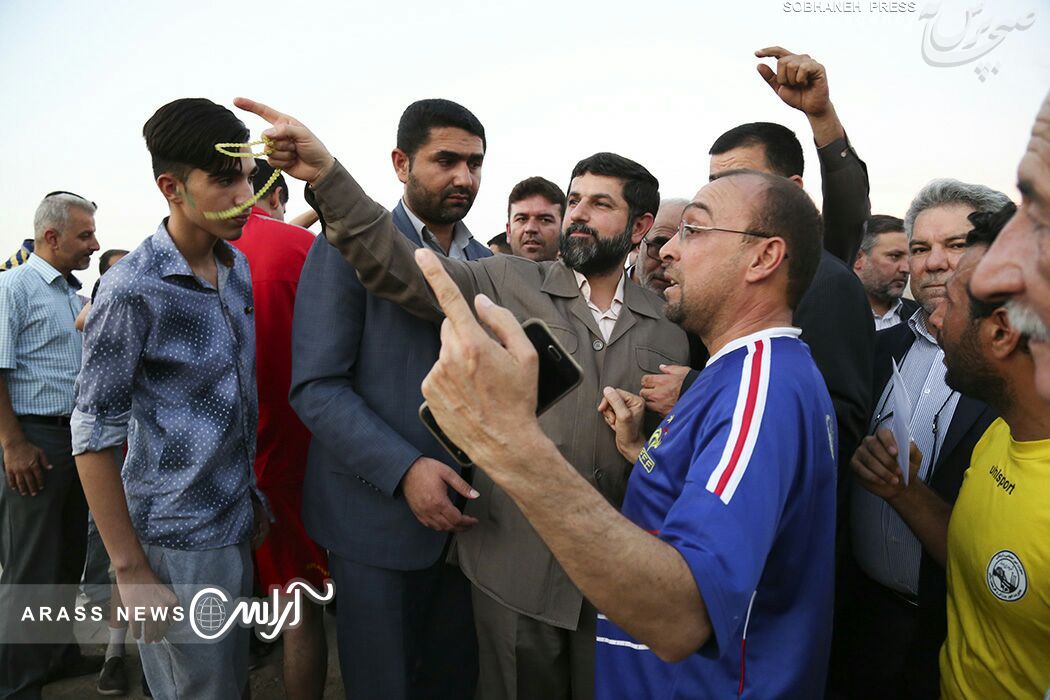 حاشیه های تصویری بازدید استاندار خوزستان ، شهردار کلانشهر اهواز و مدیران کل دستگاه های خدمات رسان از خیابان انوشه و منطقه لشکرآباد اهواز