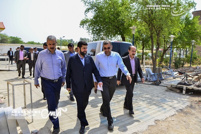استاندار خوزستان: نخبگان و مردم خوزستان باید بدور از مسائل حاشیه ای، به توسعه  استان و نوسازی زیرساخت ها بپردازنند