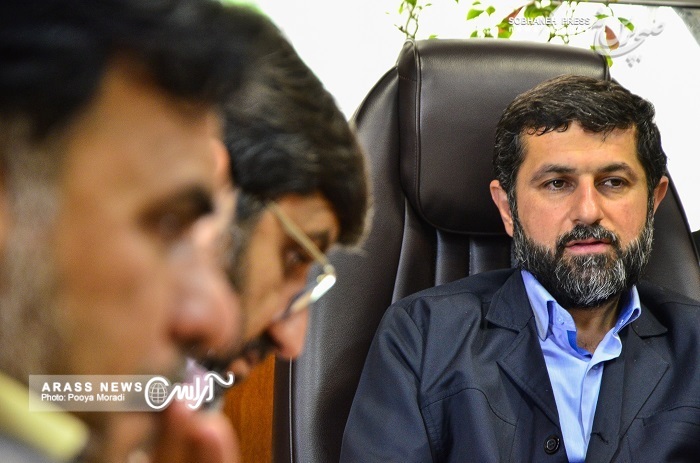 استاندار خوزستان: نخبگان و مردم خوزستان باید بدور از مسائل حاشیه ای، به توسعه  استان و نوسازی زیرساخت ها بپردازنند