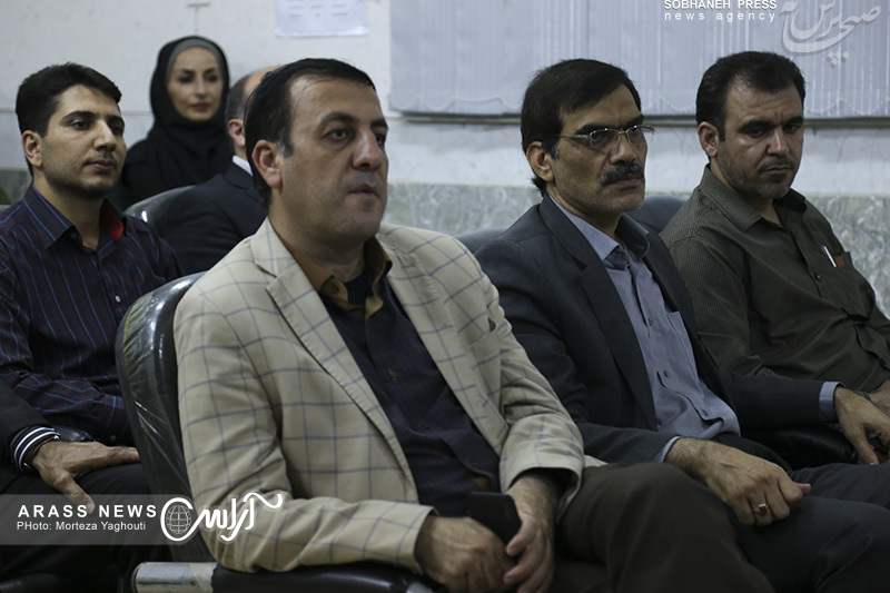 گزارش تصويري/ مراسم افتتاح طرح توانمند سازی آموزشی دانش آموزان مناطق کم برخوردار اهواز با حضور مدیرکل امور اجتماعی استانداری خوزستان