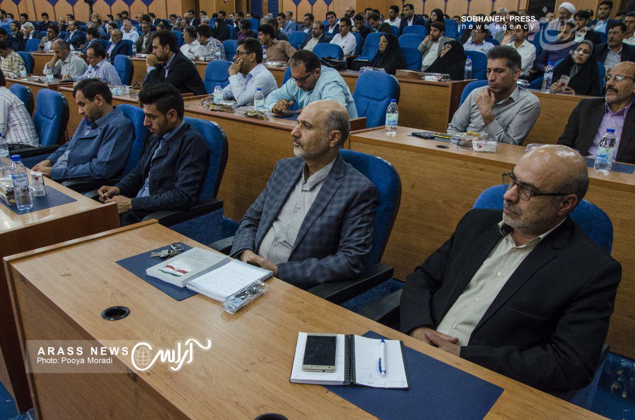 گزارش تصویری/ همایش مشترک فرمانداران و منتخبین دوره پنجم شوراهای اسلامی شهر و روستای در خوزستان