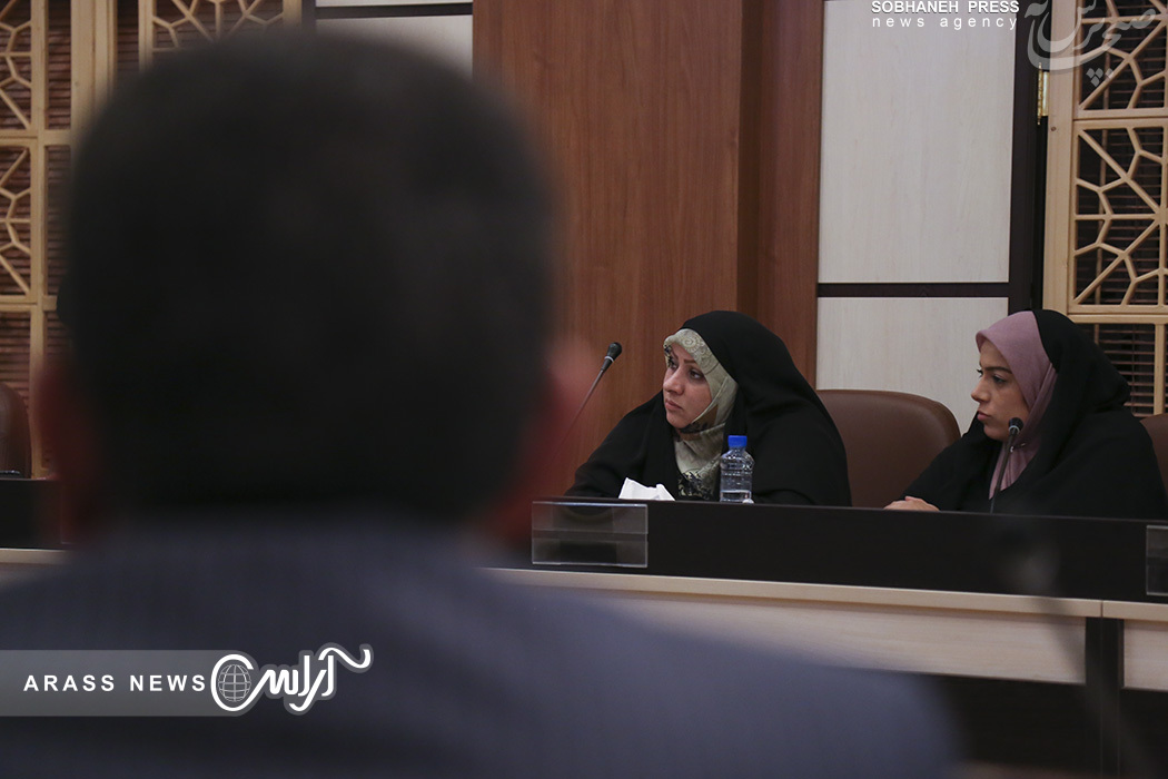 گزارش تصويري/ نشست استاندار خوزستان با اعضاي ستاد اصولگرایان حامی روحانی در استان