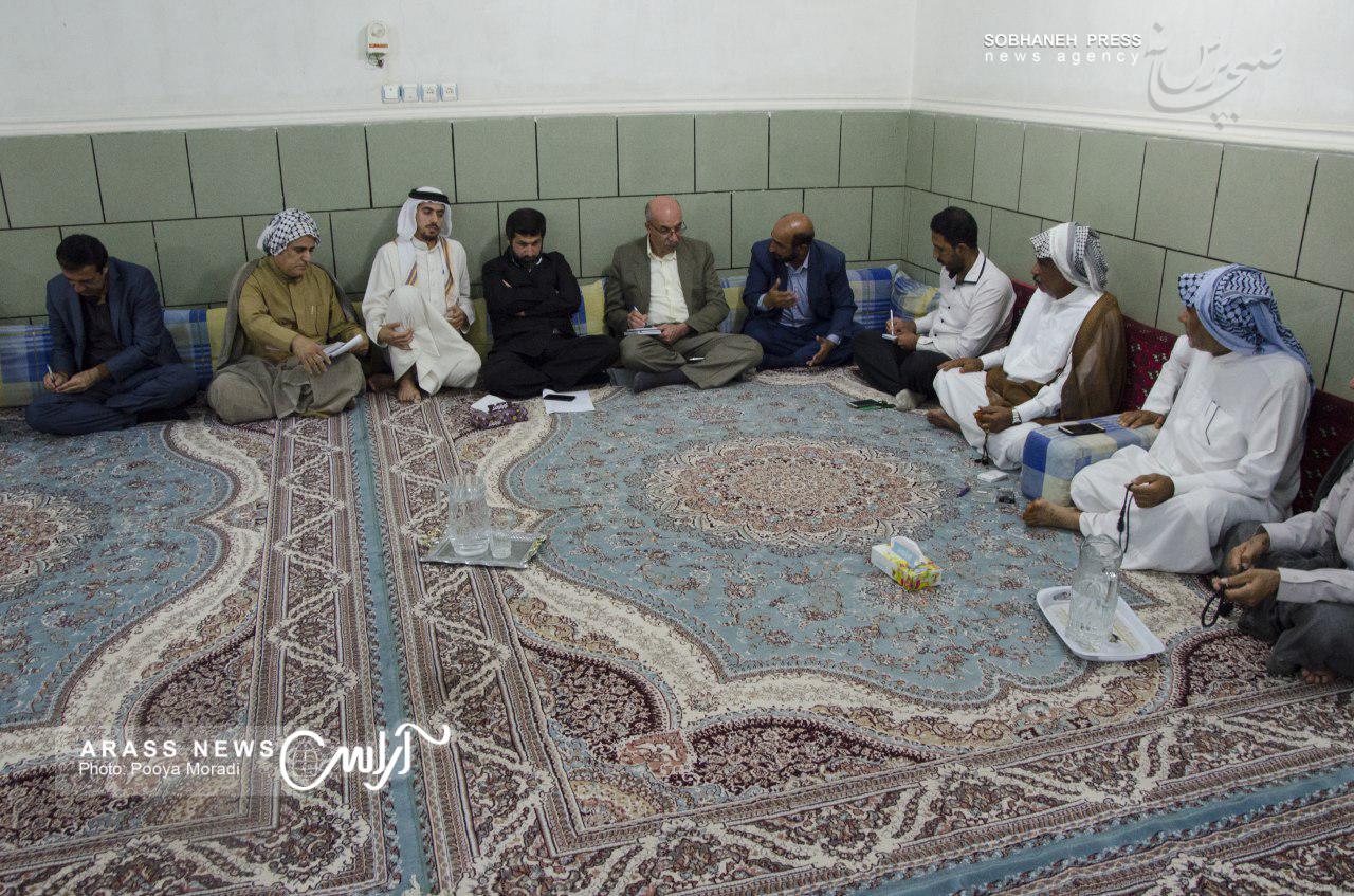 گزارش تصویری/ بازدید استاندار خوزستان از منطقه ملاشیه اهواز و نشست با اهالی این منطقه در خصوص رفع مشکلات شهری و عمرانی