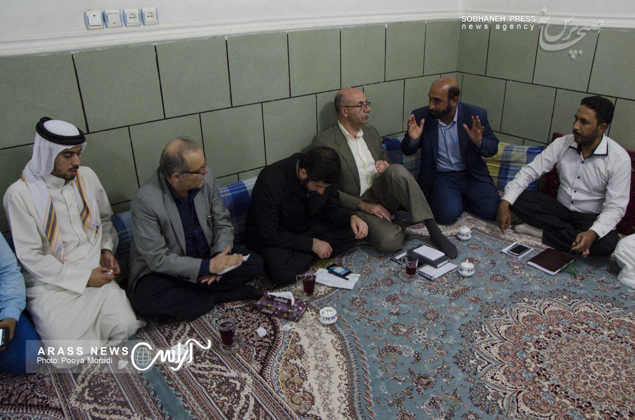 گزارش تصویری/ بازدید استاندار خوزستان از منطقه ملاشیه اهواز و نشست با اهالی این منطقه در خصوص رفع مشکلات شهری و عمرانی