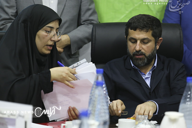 استاندار شریعتی خبر داد :موافقت هیات دولت با احداث واحد فولادسازی در جوار کارخانه فولاد اکسین