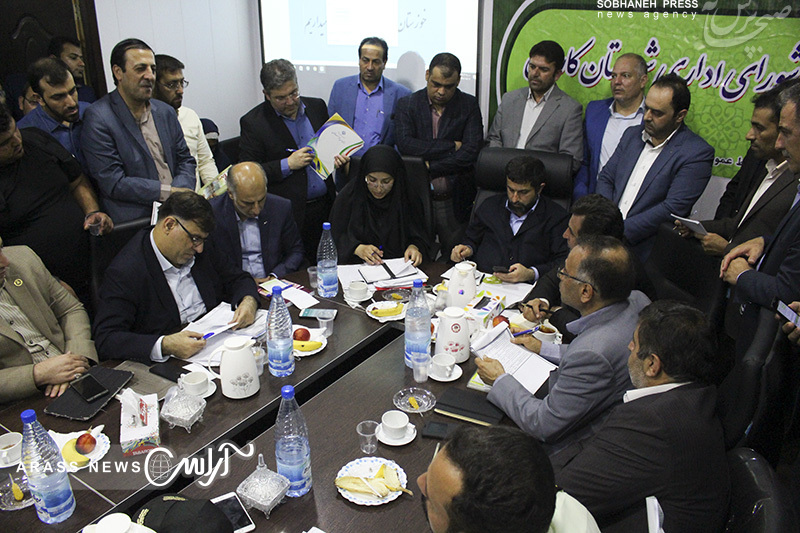 استاندار شریعتی خبر داد :موافقت هیات دولت با احداث واحد فولادسازی در جوار کارخانه فولاد اکسین
