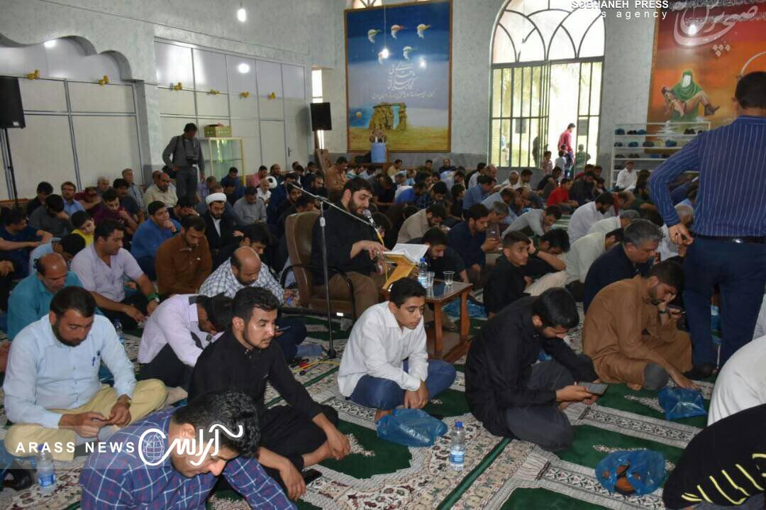 زمزمه دعای عرفه در مسجد گلزار شهدای اهواز+تصاویر زمزمه دعای عرفه در مسجد گلزار شهدای اهواز+تصاویر