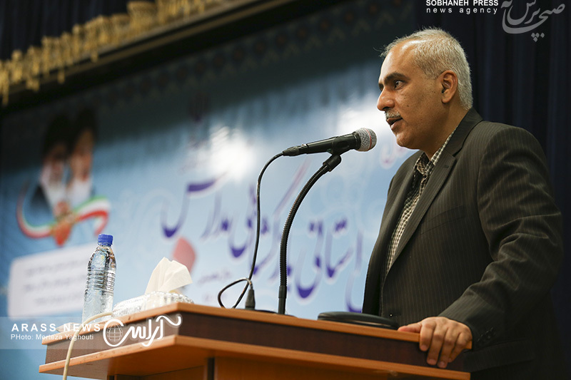 گزارش تصويري/ همایش بازگشایی مدارس با حضور فرمانداران ، بخشداران ، شهرداران، رؤسای شوراهای اسلامی شهر و رؤسای آموزش و پرورش شهرستانهای استان