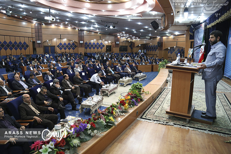 گزارش تصويري/ همایش بازگشایی مدارس با حضور فرمانداران ، بخشداران ، شهرداران، رؤسای شوراهای اسلامی شهر و رؤسای آموزش و پرورش شهرستانهای استان