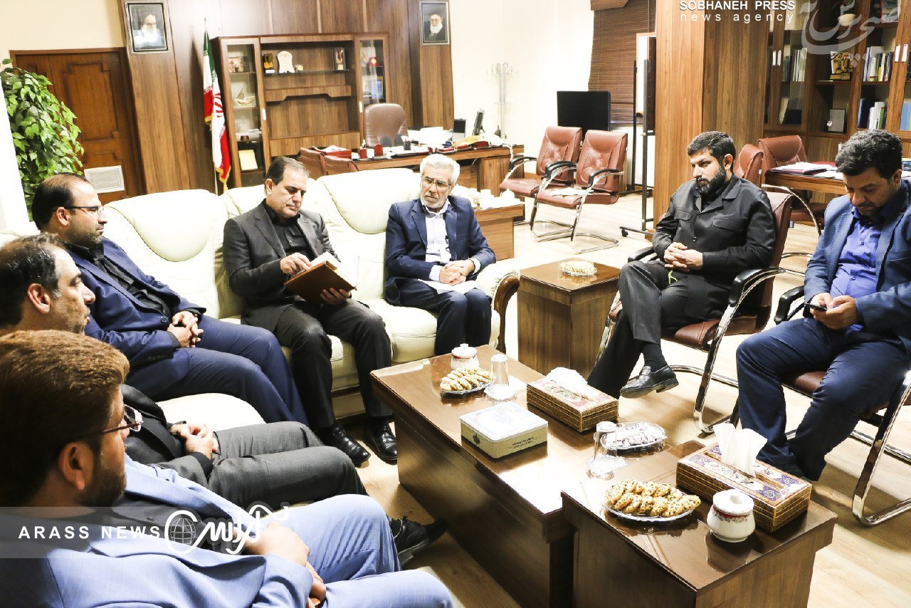 مدیرعامل جدید  شرکت فولاد خوزستان در اولین روزهای کاری خود به دیدار استاندار خوزستان شتافت