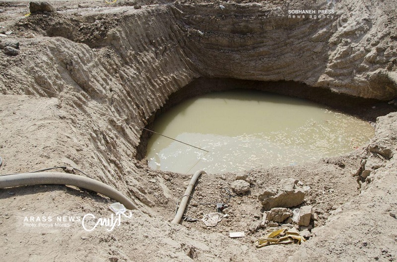بازدید استاندار خوزستان ، شهردار کلانشهر اهواز ،رییس و اعضای شورای شهر از کوی مهدیس اهواز و برگزاری نشست بررسی مشکلات آن به روایت تصویر