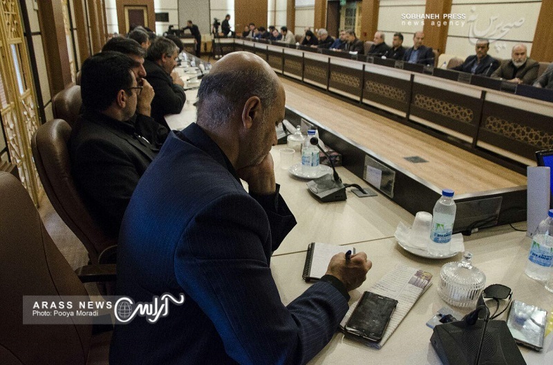 بازدید استاندار خوزستان ، شهردار کلانشهر اهواز ،رییس و اعضای شورای شهر از کوی مهدیس اهواز و برگزاری نشست بررسی مشکلات آن به روایت تصویر