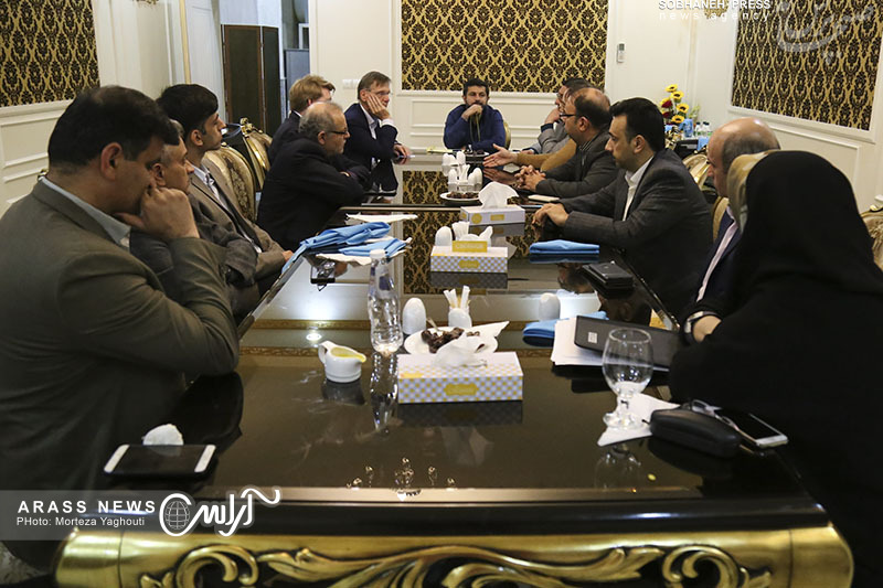 گزارش تصویری / دیدار استاندار خوزستان با مدیر عامل و مدیران موسسه تحقیقاتی آب کشور هلند