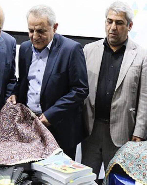 تقدیر و تشکر معاون وزیر نفت از مدیرعامل و رییس روابط عمومی شرکت ملی مناطق نفتخیز جنوب