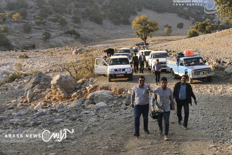 حاشیه های تصویری سفر استاندار خوزستان و نماینده مردم دزفول با اهالی روستاهای دهستان امام زاده احمد فداله - بخش شیهون شهرستان دزفول یکشنبه 28 آبان ماه 96